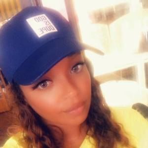 Meet your Posher, Sharie